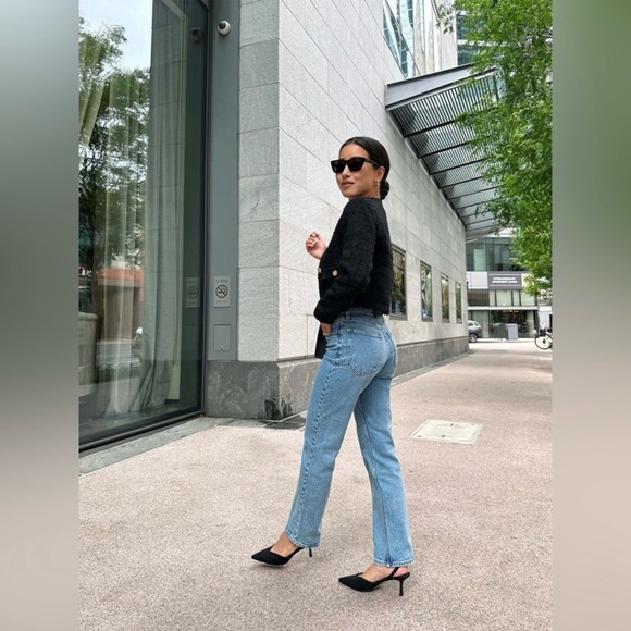 Abercrombie & Fitch Denim - A&F 90’s STRAIGHT HIGH RISE JEANS CROSSOVER WAIST,  Size 28L